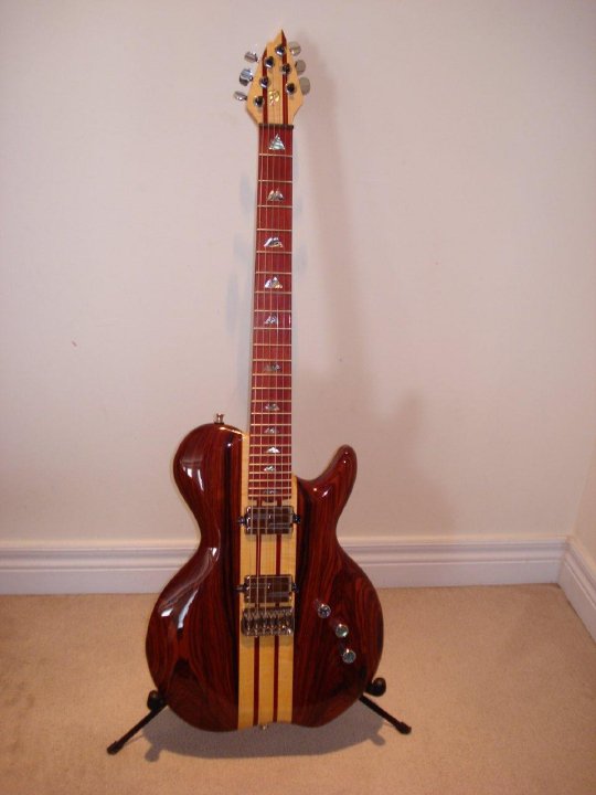 guitar2.jpg