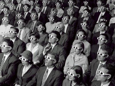 audience-with-3d-glasses (Custom).jpg